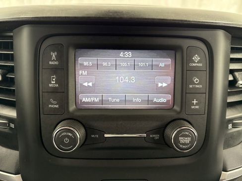 Used 2022 RAM 1500 Big Horn image 25