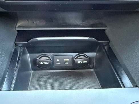 Used 2018 Hyundai Elantra SEL image 24