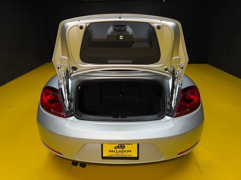 Used 2013 Volkswagen Beetle 2.5 FWD image 10
