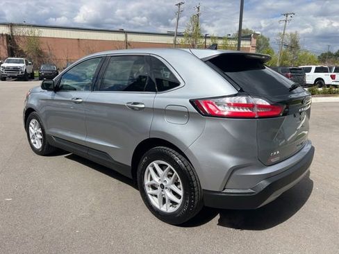 Used 2024 Ford Edge SEL w/ Convenience Package AWD/4WD image 7