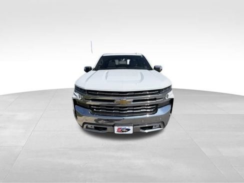 Used 2021 Chevrolet Silverado 1500 LTZ AWD/4WD image 3