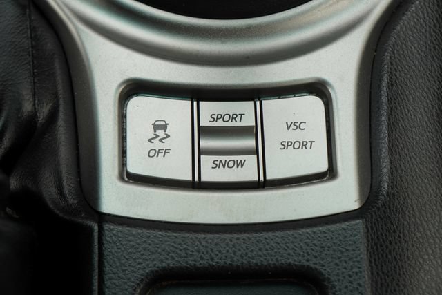 Used 2014 Subaru BRZ Limited w/ Popular Package #1B RWD image 32