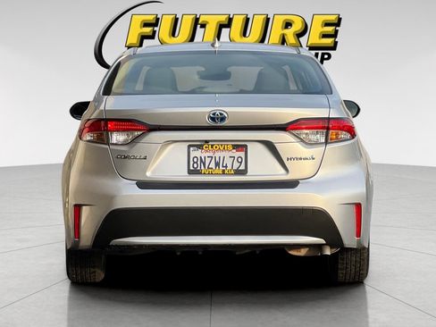 Used 2020 Toyota Corolla LE image 5