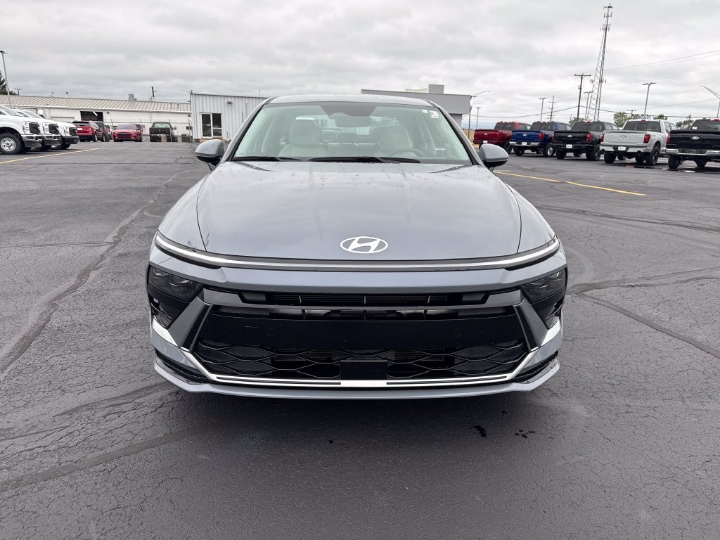 Used 2025 Hyundai Sonata SEL FWD image 8
