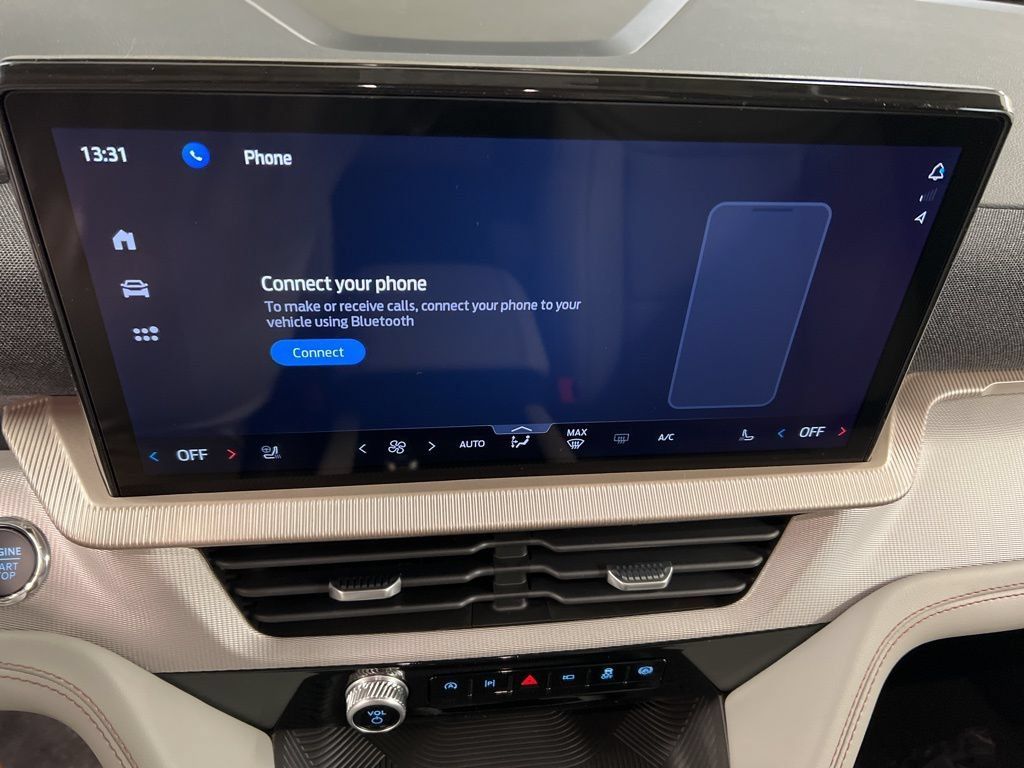 New 2026 Ford Explorer Active w/ Active Comfort Package AWD/4WD image 10