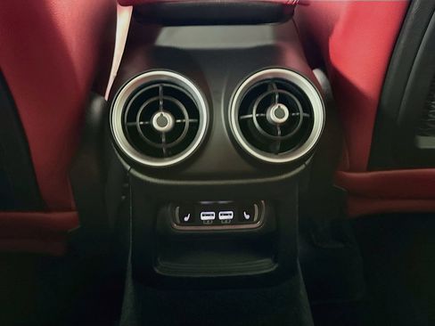 Used 2022 Alfa Romeo Stelvio Sprint AWD/4WD image 24