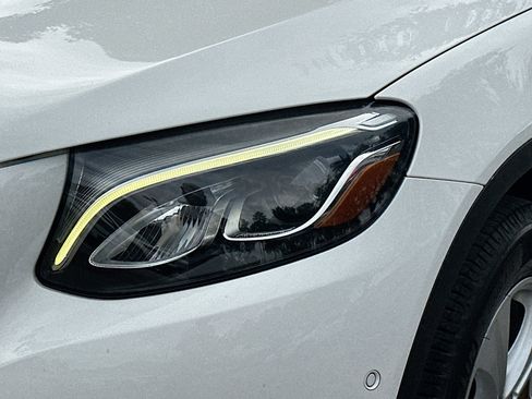 Used 2018 Mercedes-Benz GLC 300 image 36