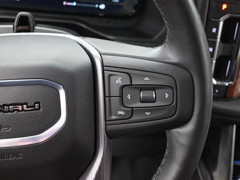 Used 2024 GMC Yukon Denali Ultimate AWD/4WD image 29