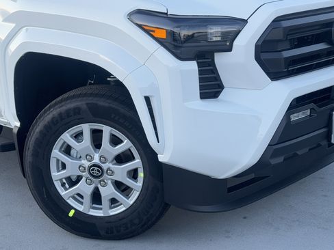 New 2026 Toyota Tacoma SR5 image 10