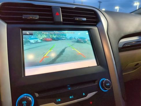 Used 2014 Ford Fusion SE w/ Equipment Group 502A image 23