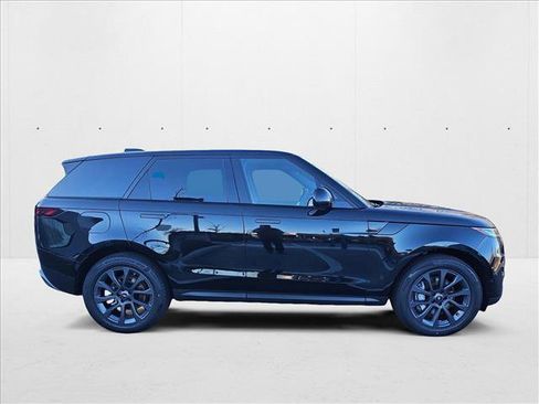New 2025 Land Rover Range Rover Sport image 4