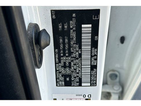 Used 2018 Toyota 4Runner SR5 Premium image 33