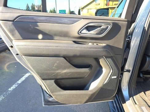 Used 2023 GMC Yukon SLT image 27