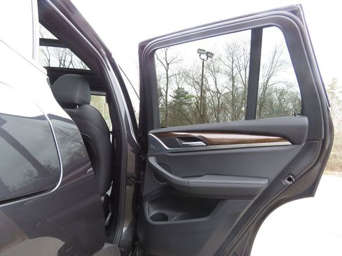 Used 2019 BMW X3 xDrive30i w/ Driving Assistance Package AWD/4WD image 15