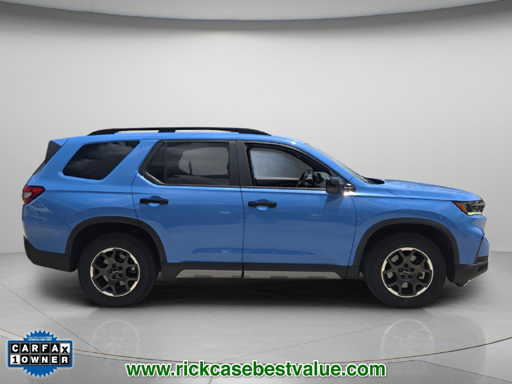 Used 2024 Honda Pilot TrailSport image 4