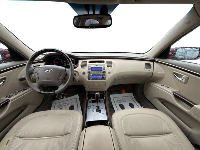 Used 2009 Hyundai Azera Limited w/ Ultimate Pkg 3 FWD image 29