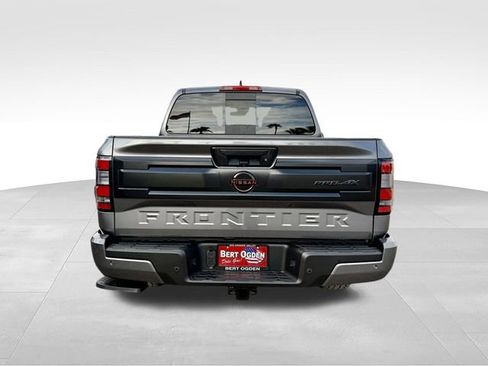 New 2026 Nissan Frontier PRO-4X w/ Tow Package AWD/4WD image 6
