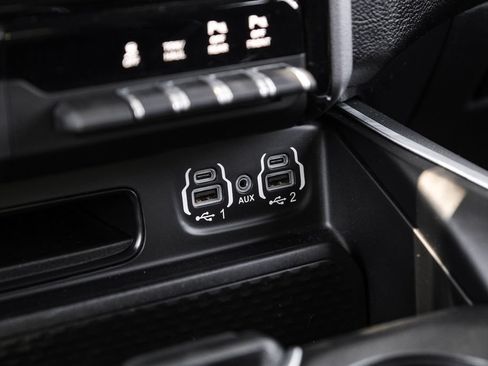Used 2023 RAM 1500 Big Horn AWD/4WD image 38