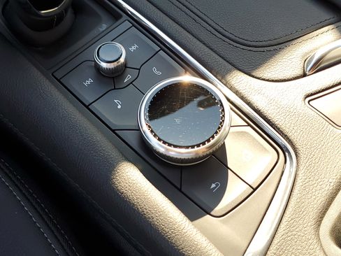 Used 2024 Cadillac XT5 Luxury image 17