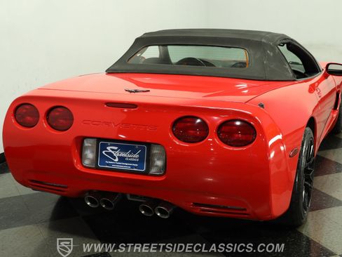 Used 1999 Chevrolet Corvette Convertible w/ Memory Pkg RWD image 10