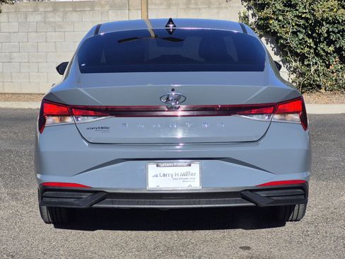 Used 2021 Hyundai Elantra SEL image 6