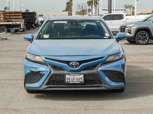 Used 2024 Toyota Camry SE FWD image 2