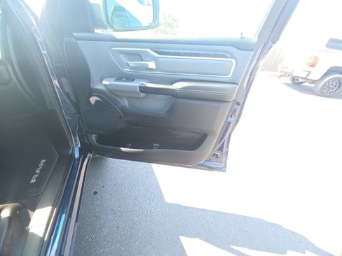 Used 2022 RAM 1500 Big Horn AWD/4WD image 31