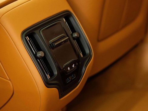 New 2026 Aston Martin DBX 707 image 45