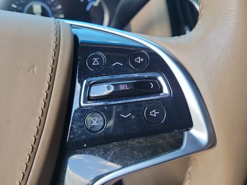 Used 2019 Cadillac Escalade Platinum AWD/4WD image 21