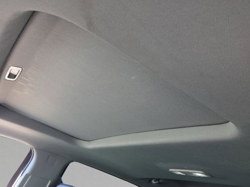 Used 2022 GMC Sierra 1500 Elevation w/ Elevation Premium Package image 24