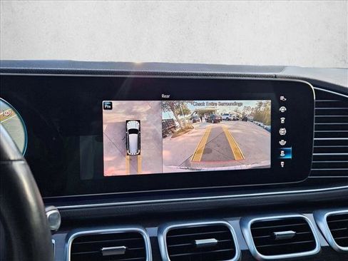 Used 2020 Mercedes-Benz GLS 580 4MATIC image 23