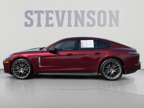 Used 2023 Porsche Panamera 4 Platinum Edition AWD/4WD image 2