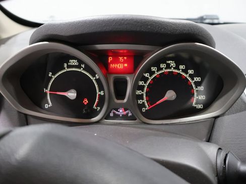 Used 2012 Ford Fiesta SE FWD image 34