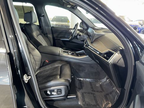 Certified 2025 BMW X5 sDrive40i w/ Climate Comfort Package image 10