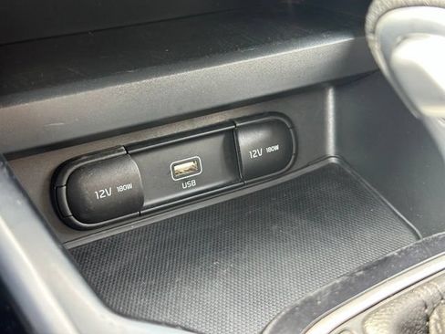 Used 2020 Kia Soul LX FWD image 20