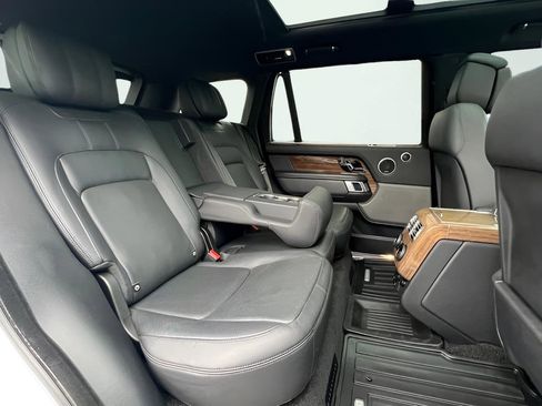 Used 2019 Land Rover Range Rover Long Wheelbase Supercharged image 36