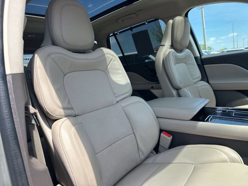 Used 2023 Lincoln Aviator Reserve w/ Equipment Group 201A AWD/4WD image 52