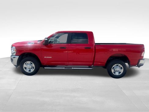 Used 2024 RAM 2500 Big Horn w/ Bed Utility Group image 3