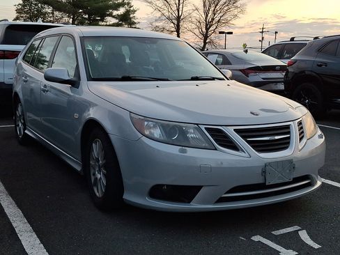 Used 2008 Saab 9-3 2.0T w/ Premium Package image 5
