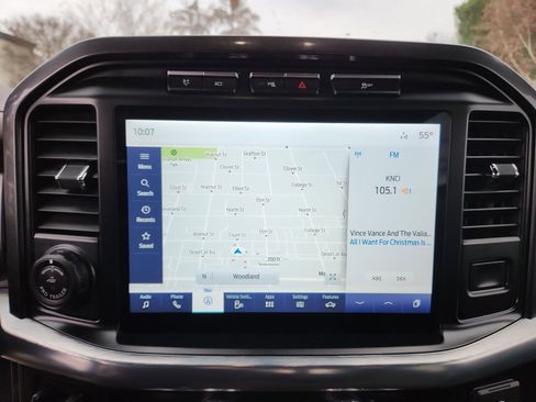 Used 2021 Ford F150 Lariat image 19