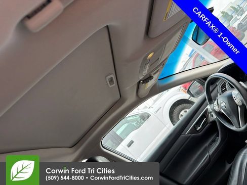 Used 2015 Nissan Altima 3.5 SL FWD image 6