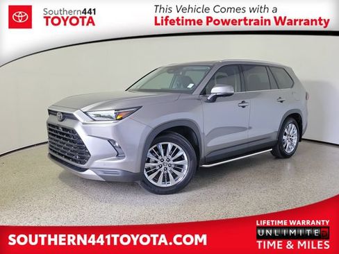 Used 2026 Toyota Grand Highlander AWD image 1