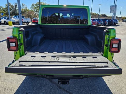 New 2025 Jeep Gladiator Mojave AWD/4WD image 13