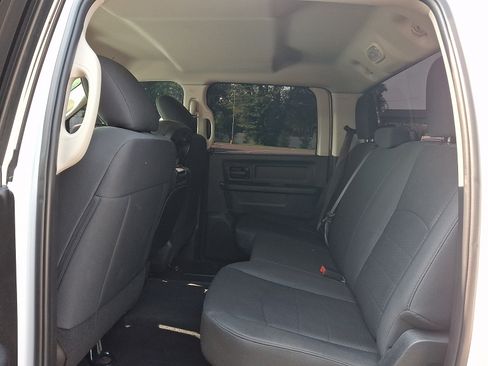 Used 2019 RAM 1500 Express w/ Express Value Package RWD image 11