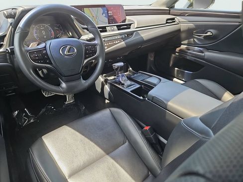 Used 2019 Lexus ES 350 w/ Premium Package FWD image 11