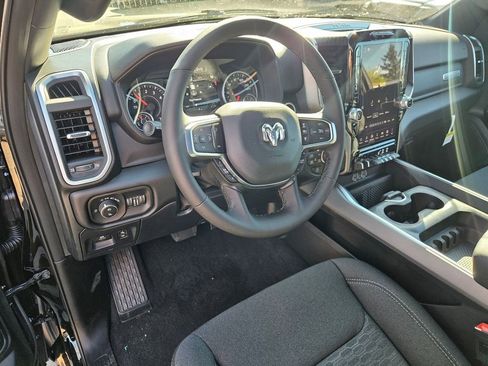 New 2026 RAM 1500 4x4 Crew Cab image 13