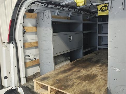 Used 2020 GMC Savana 2500 w/ Driver Convenience Package image 15