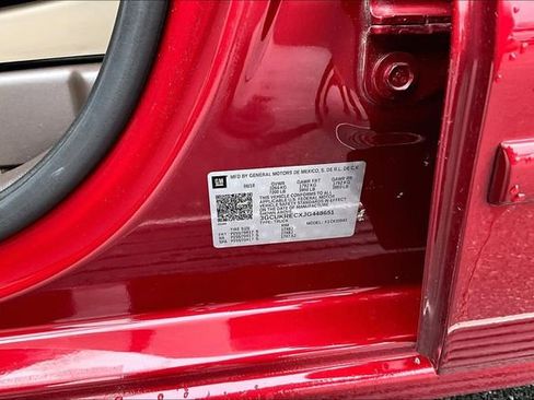 Used 2018 Chevrolet Silverado 1500 LT w/ All Star Edition image 34