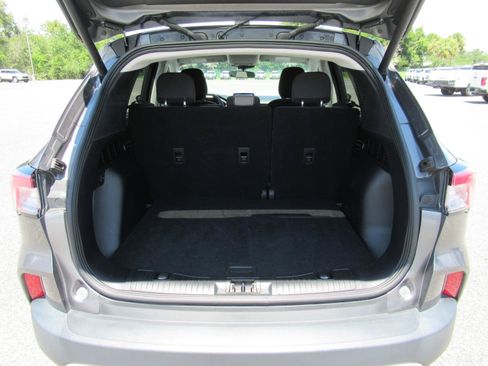 Used 2022 Ford Escape SE w/ Convenience Package FWD image 33