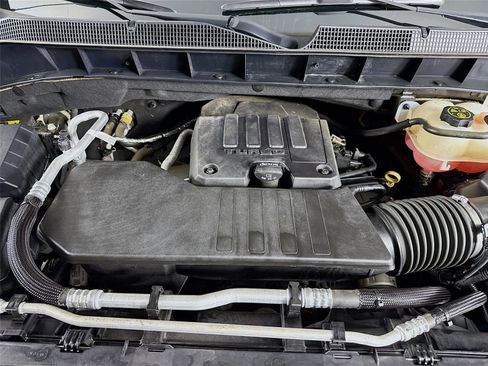 Used 2019 Chevrolet Silverado 1500 LT w/ All-Star Edition image 30